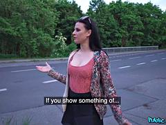 Billie Star Deepthroats Then Fucks Outdoors