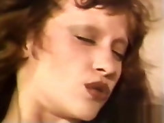 Lesbian Peepshow Loops 612 70s and 80s - Scene 2