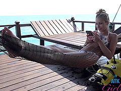 Carmen Caliente enjoys while teasing her boyfriend on the beach