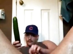 Cucumber hole player